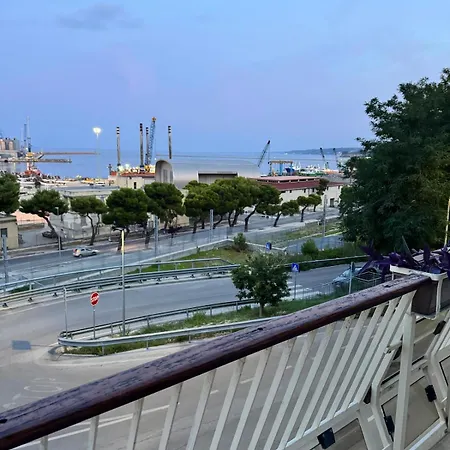 La Terrazza Sulla Marina 오르토나